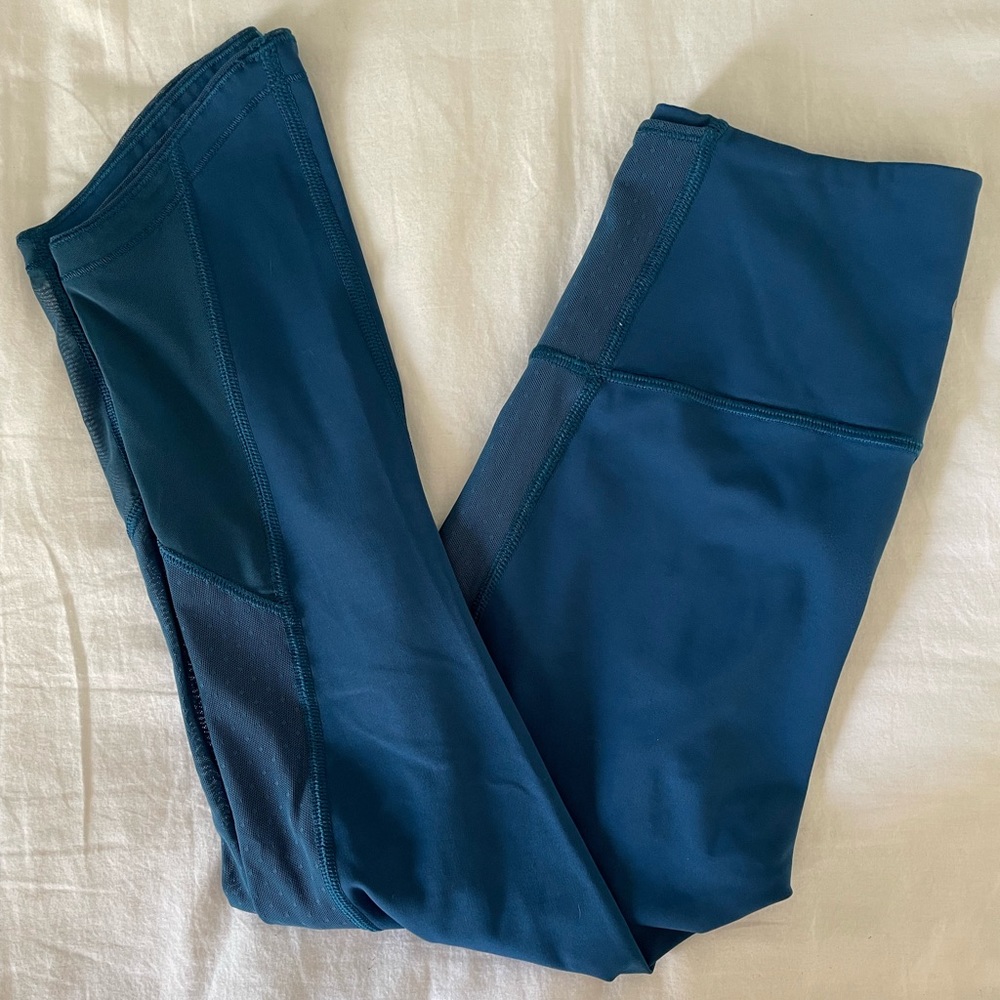 Lululemon Leggings Cropped 21” Size 4